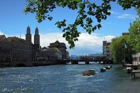 Veduta del Lago di Zurigo in Svizzera