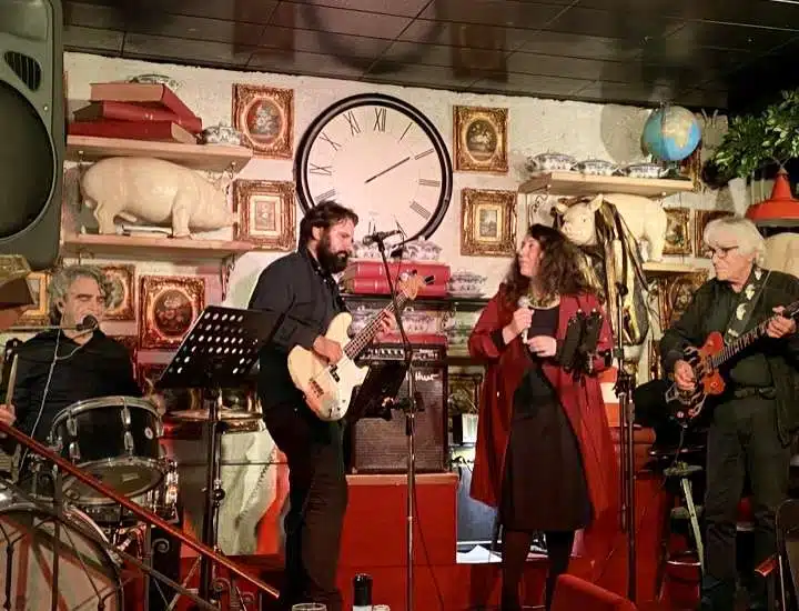 “Laura B e Viki Band” (foto ufficio stampa)
